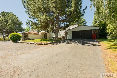 Homes For Sale - 12000 S Sunrise Circle<br/> IDAHO FALLS, ID 83404