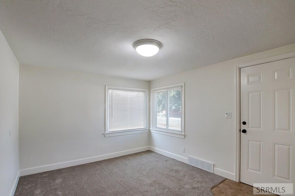 2145 S Lee Avenue, IDAHO FALLS, Idaho image 2