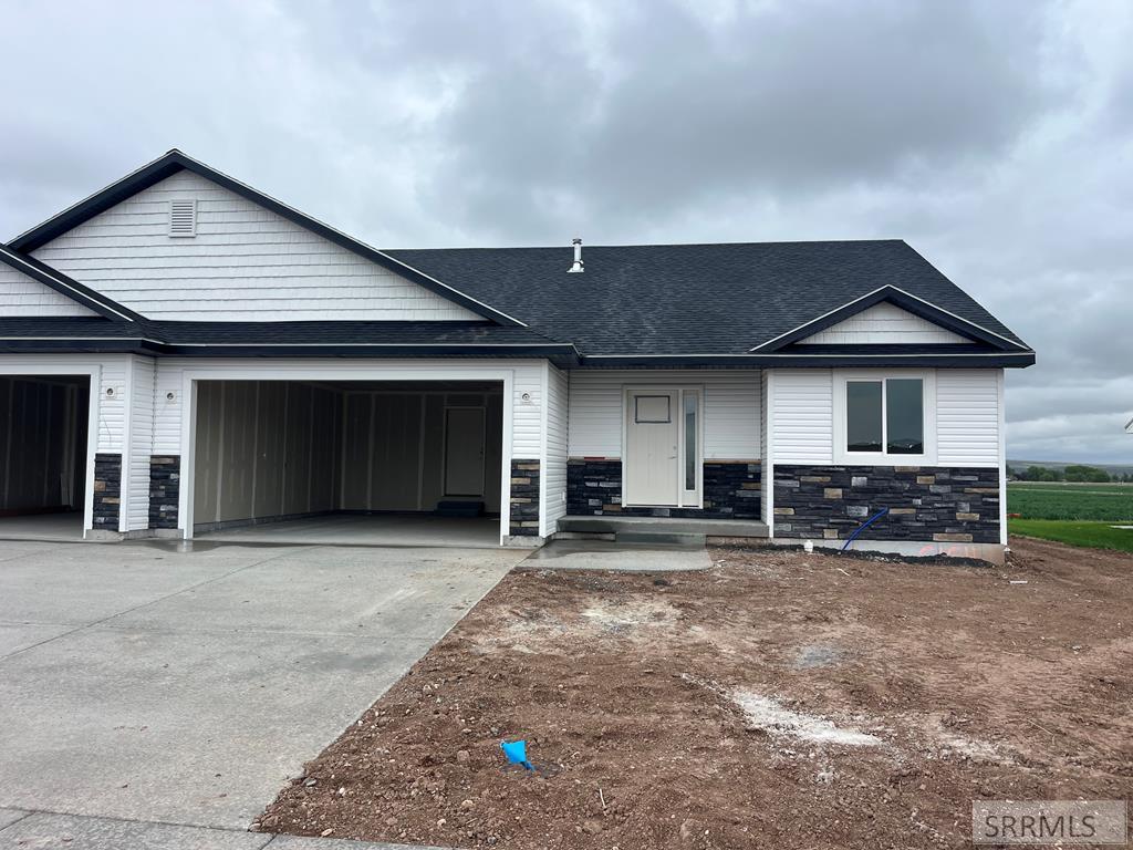 6180 Red Shirt Rd, IDAHO FALLS, Idaho image 1