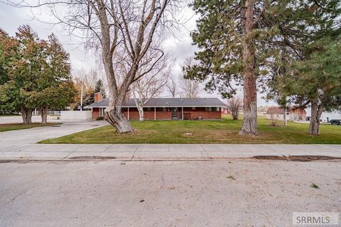 Photo of 630 Harbor Drive, BLACKFOOT, ID 83221 (MLS # 2180755)