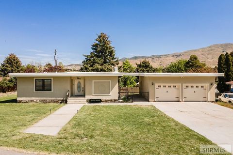 Photo of 4964 Bannock Hwy, POCATELLO, ID 83204 (MLS # 2186079)