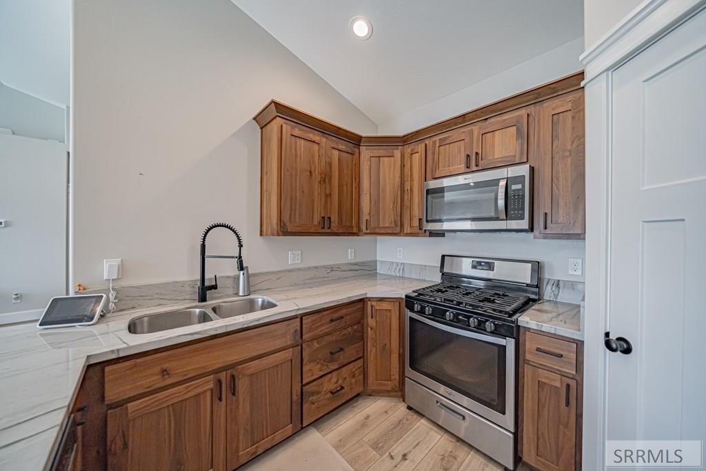173 Park View Loop, SHELLEY, Idaho image 19