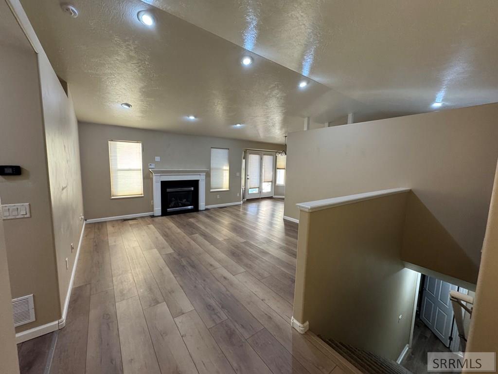 3736 Ellendale Circle