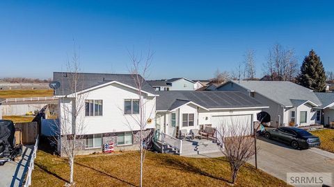 Photo of 871 Wildrose Lane, BLACKFOOT, ID 83221 (MLS # 2181852)