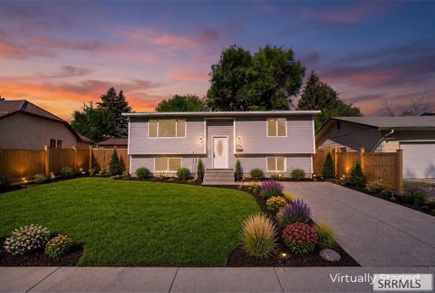 Homes For Sale - 975 Blaine Avenue<br/> Bonneville County, IDAHO FALLS, ID 83402