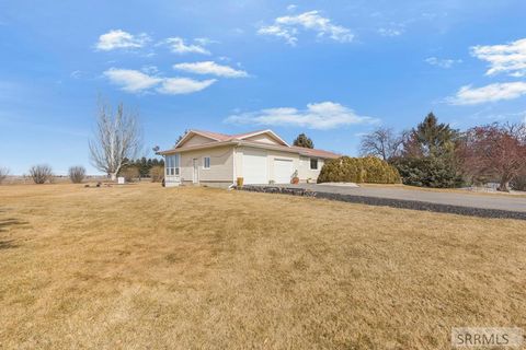 Photo of 5050 W Canyon Creek Road, IDAHO FALLS, ID 83202 (MLS # 2182268)