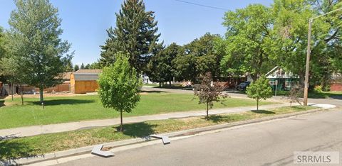 Photo of 1520 S Emerson Avenue, IDAHO FALLS, ID 83404 (MLS # 2179678)