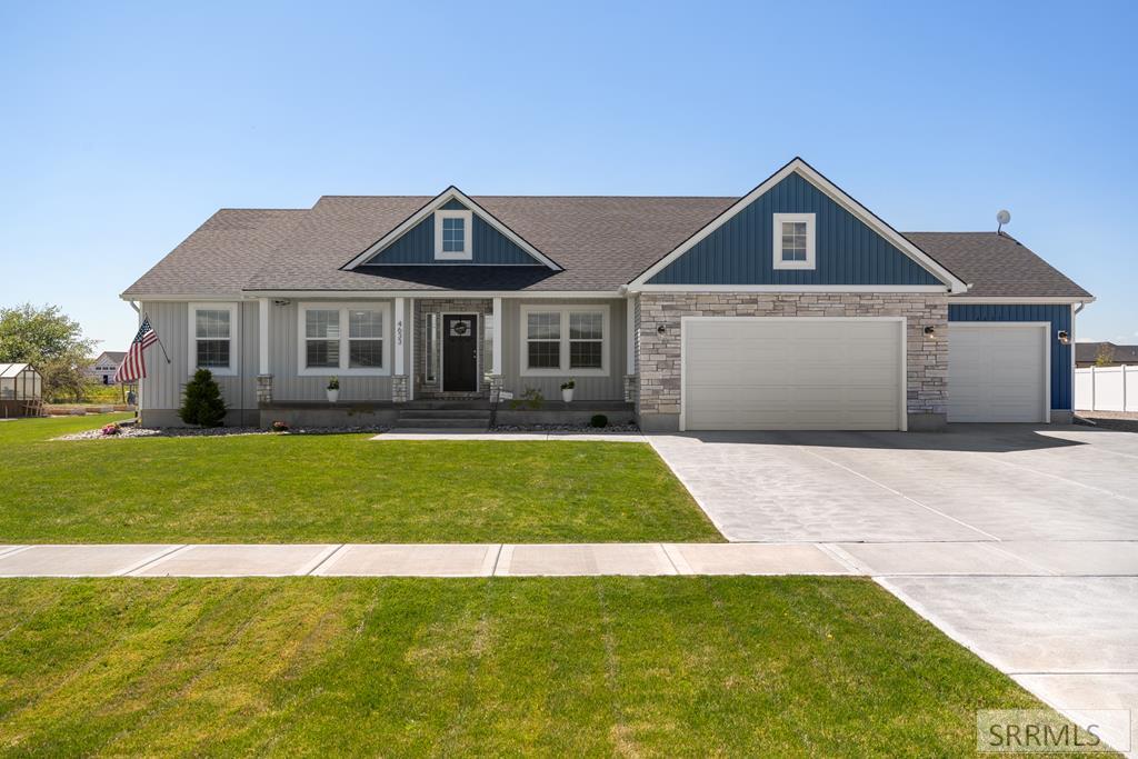 4633 N Jenkins Street, IONA, Idaho image 1