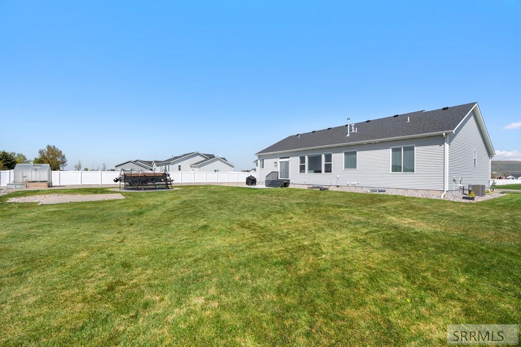 4633 N Jenkins Street, IONA, Idaho image 49