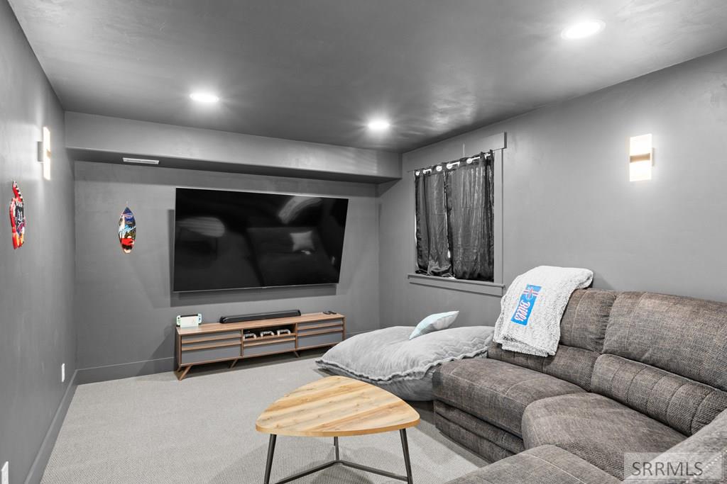 4633 N Jenkins Street, IONA, Idaho image 35