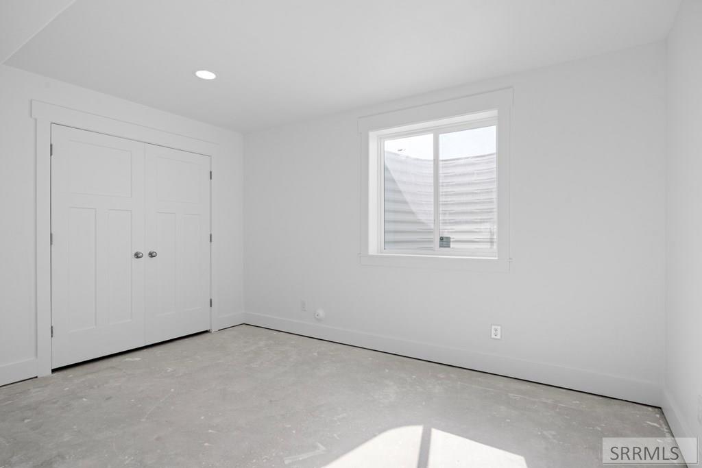 4633 N Jenkins Street, IONA, Idaho image 41