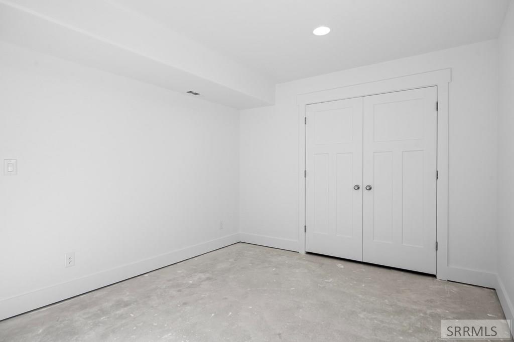 4633 N Jenkins Street, IONA, Idaho image 42