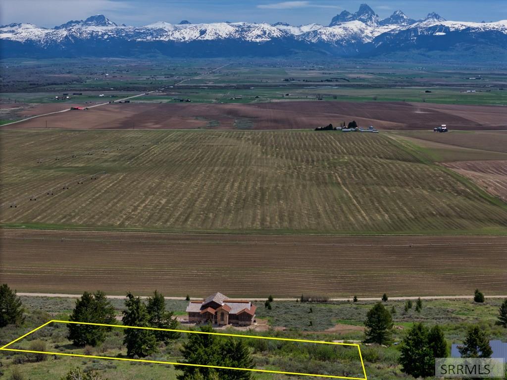 2401 Grandview Drive, TETONIA, Idaho image 11