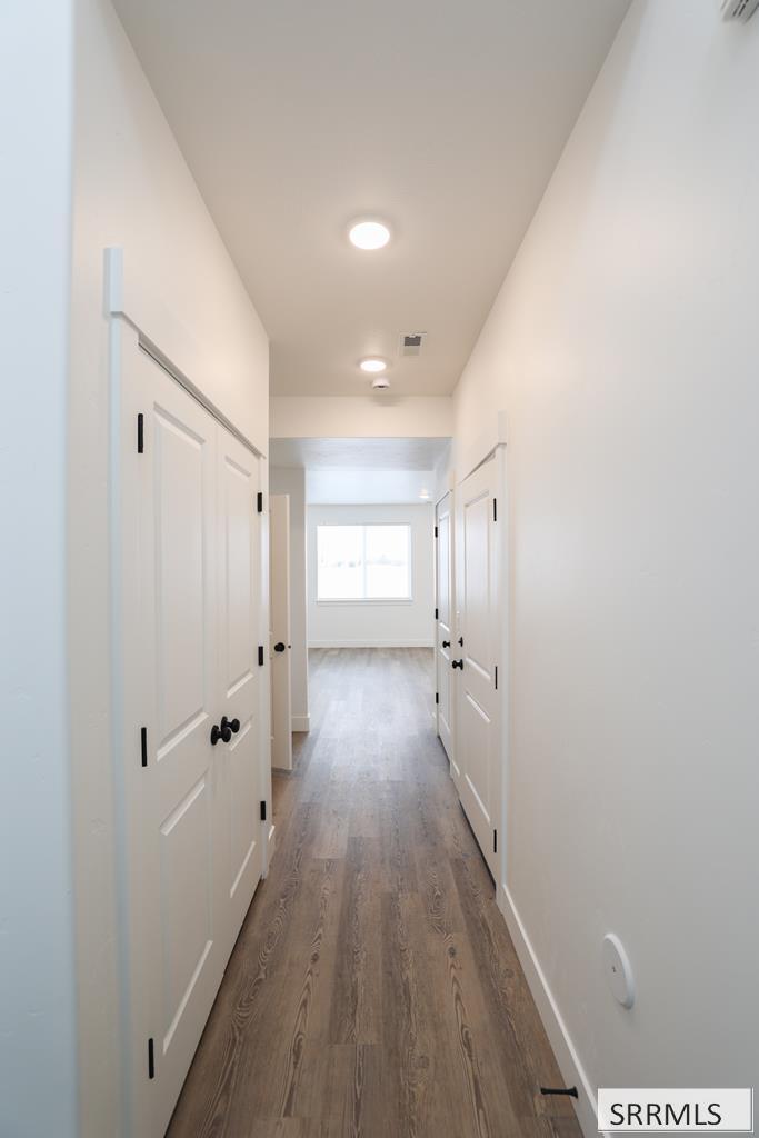 1136 Ashlyn Wy 3