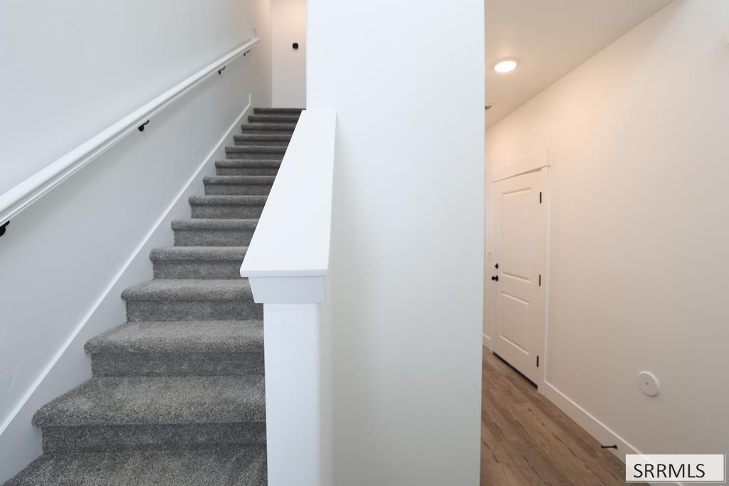 1136 Ashlyn Wy 3