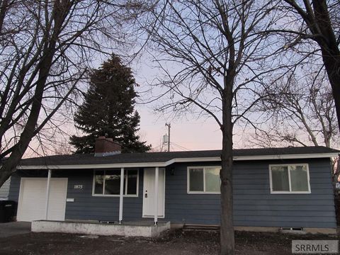 1875 Falcon Drive IDAHO FALLS ID 83406