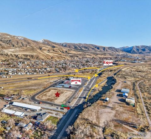 Photo of 3300 S 5th Avenue, POCATELLO, ID 83204 (MLS # 2185811)