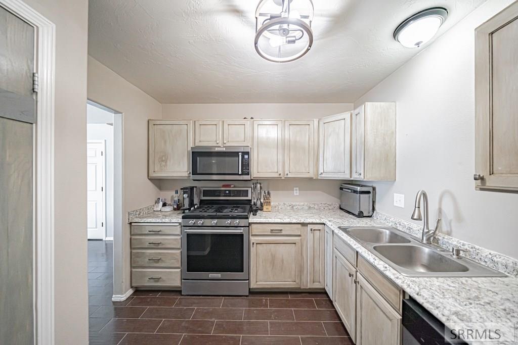 273 Madsen Street, RIGBY, Idaho image 13