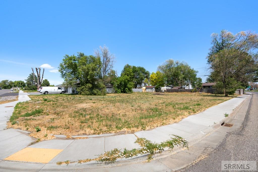 1512 Canyon Avenue, IDAHO FALLS, Idaho image 2