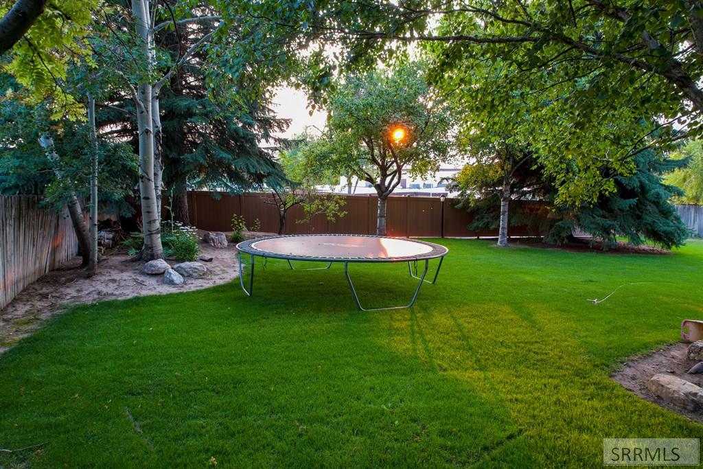 400 S 5th E, REXBURG, Idaho image 44
