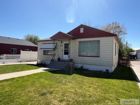 Photo of 3537 Valley Road, POCATELLO, ID 83201 (MLS # 2186245)
