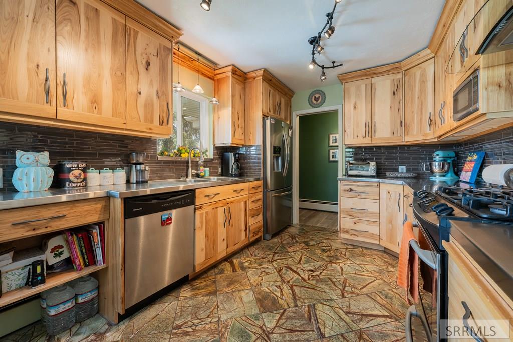 287 Balsam Circle, IDAHO FALLS, Idaho image 3
