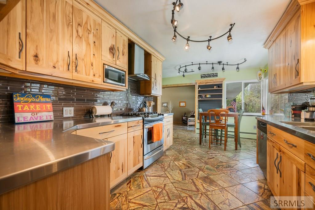 287 Balsam Circle, IDAHO FALLS, Idaho image 2