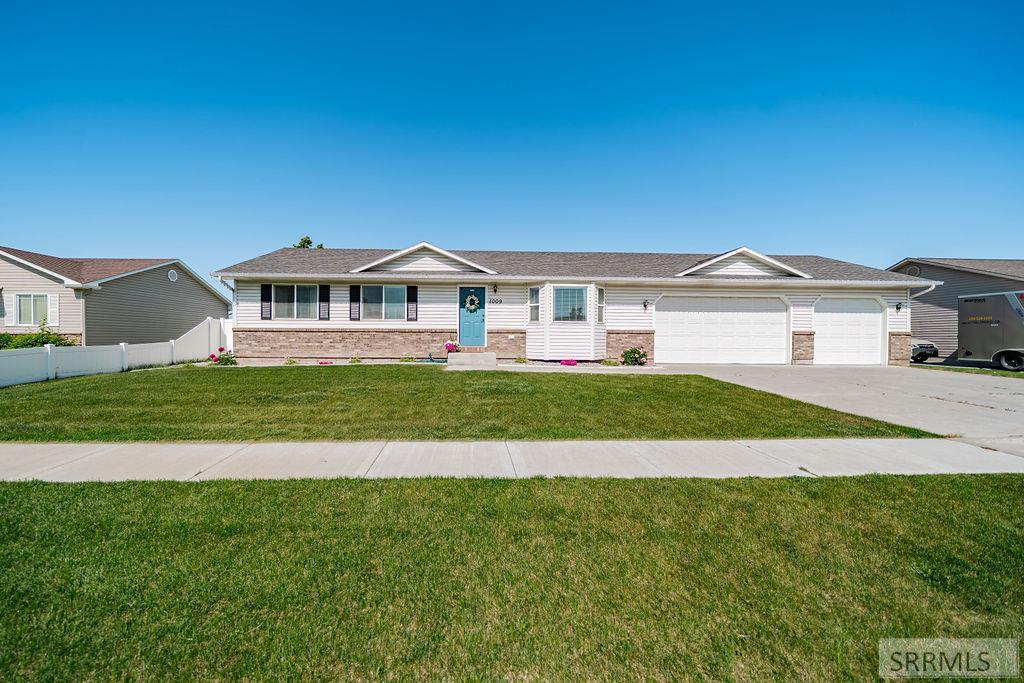 1009 Richland Drive, IDAHO FALLS, Idaho image 1