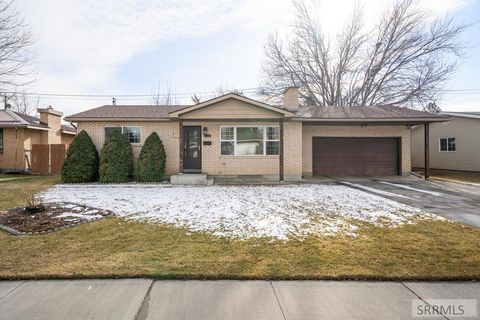 1807 Camrose Street IDAHO FALLS ID 83402