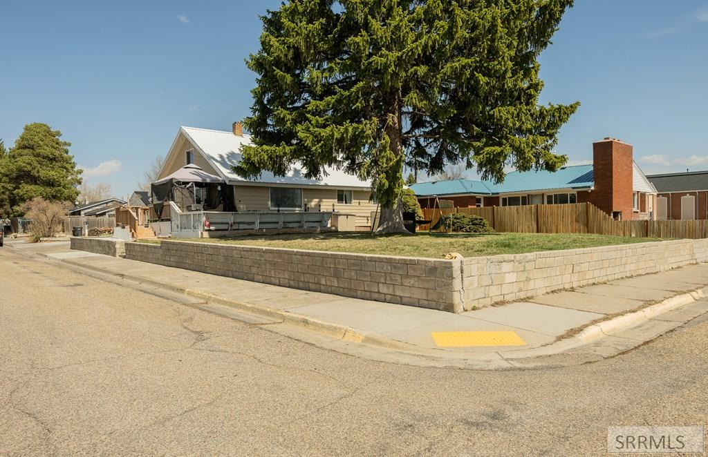 940 Jefferson Avenue, IDAHO FALLS, Idaho image 2