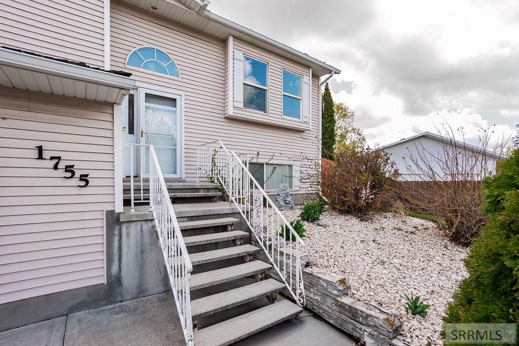 1755 Burlwood Drive, IDAHO FALLS, Idaho image 3