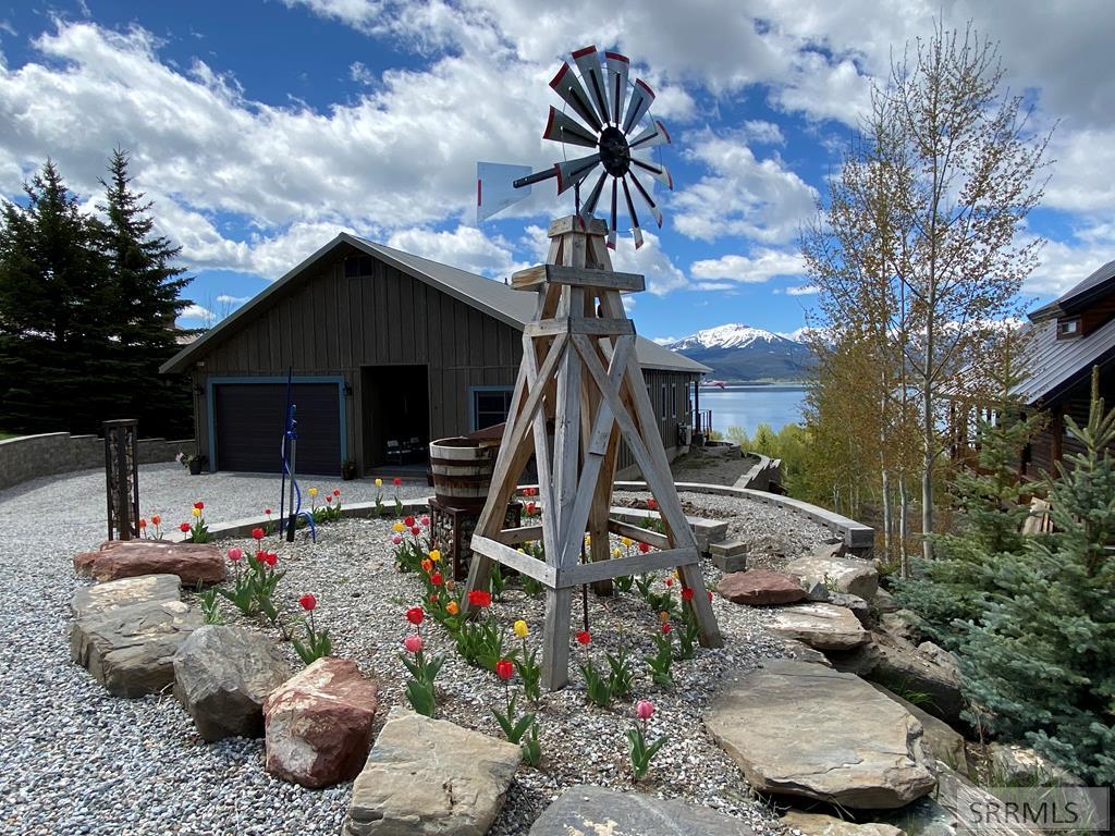 3872 Lake Breeze Drive, ISLAND PARK, Idaho image 1