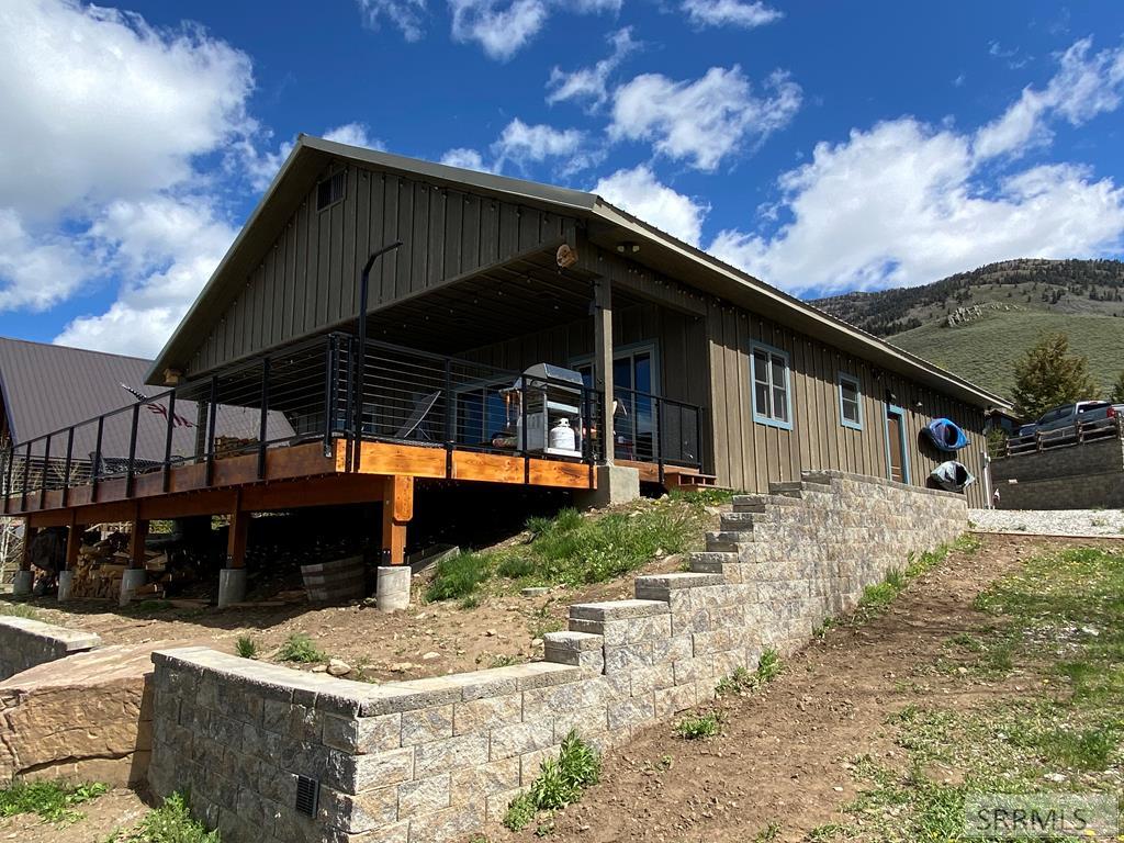 3872 Lake Breeze Drive, ISLAND PARK, Idaho image 2