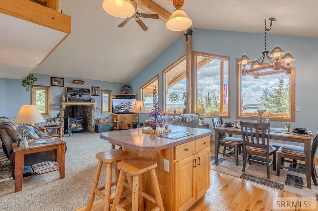 3889 Lake Breeze Drive, ISLAND PARK, Idaho image 5