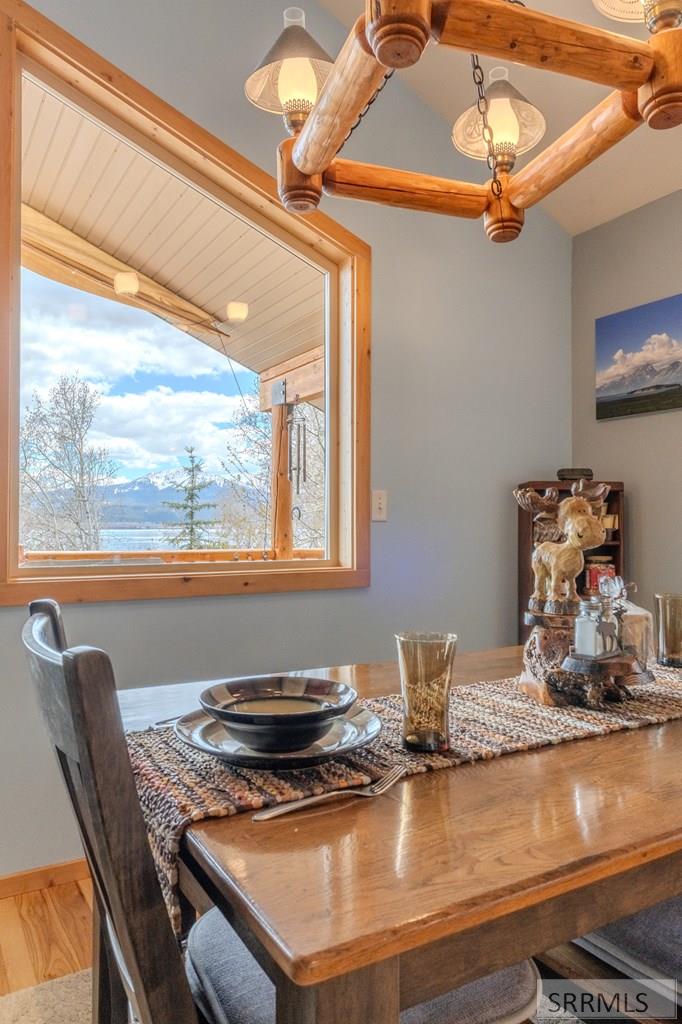 3889 Lake Breeze Drive, ISLAND PARK, Idaho image 10