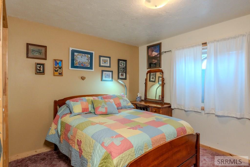 3889 Lake Breeze Drive, ISLAND PARK, Idaho image 32