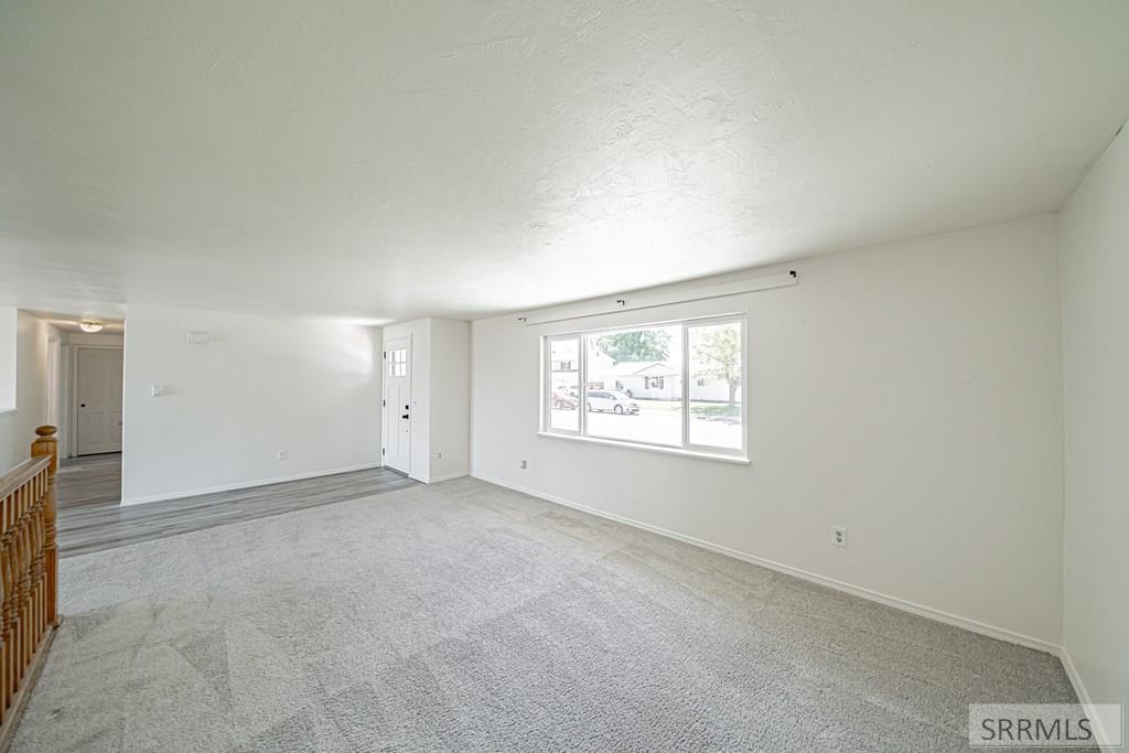 231 Meadowlark Drive