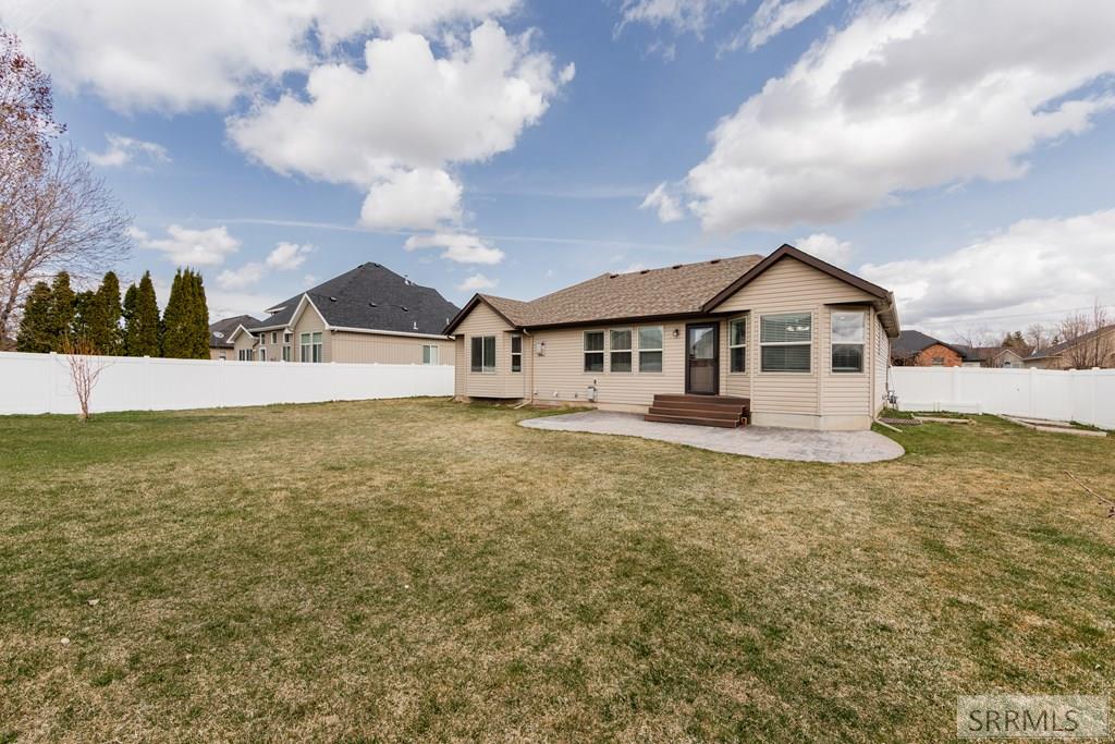 3930 Barossa Drive, IDAHO FALLS, Idaho image 35