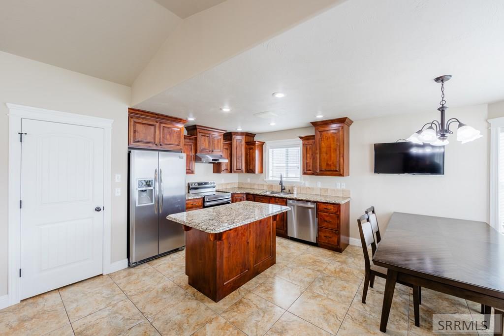 3930 Barossa Drive, IDAHO FALLS, Idaho image 8