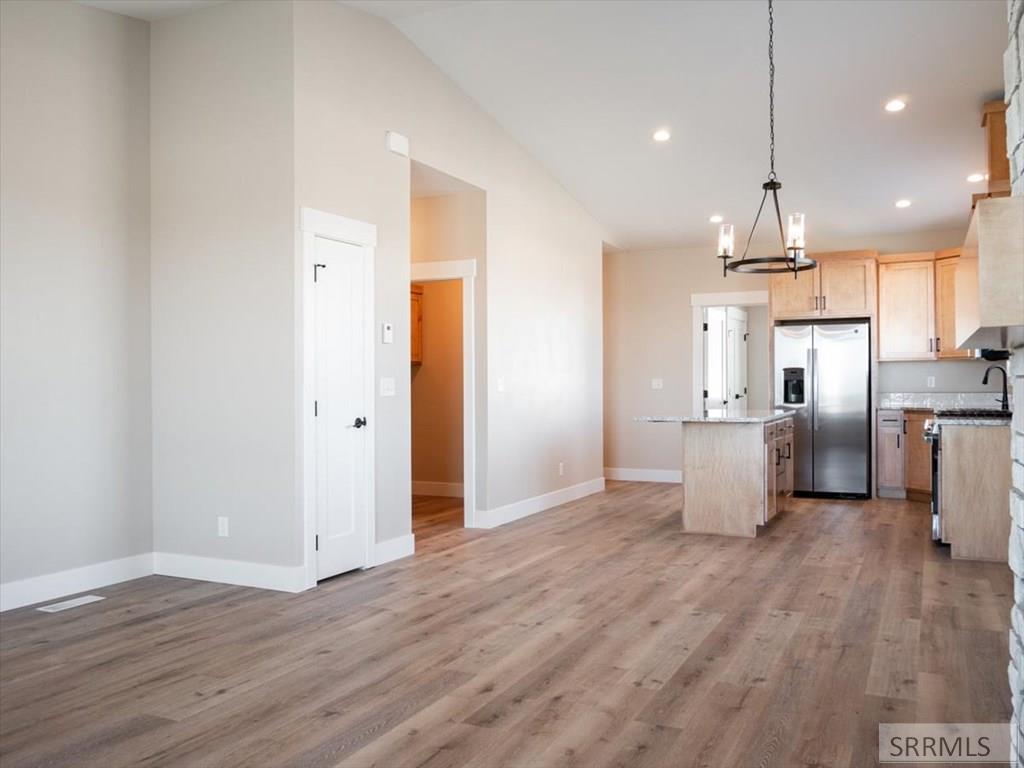318 Lakeview Blvd, AMERICAN FALLS, Idaho image 5