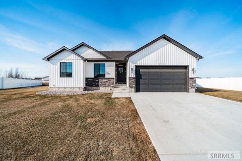 3755 Inglewood Drive IDAHO FALLS ID 83401
