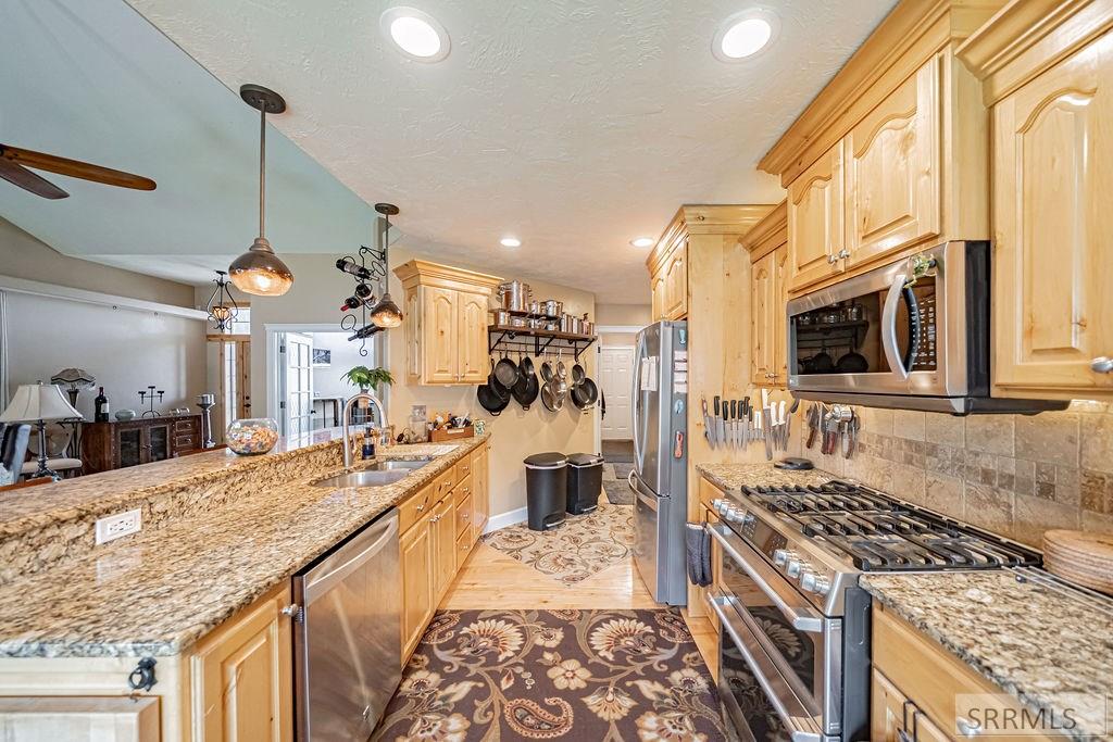 2555 Blue Canyon Drive, IDAHO FALLS, Idaho image 19
