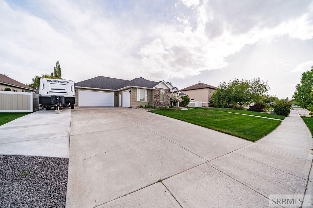 2555 Blue Canyon Drive, IDAHO FALLS, Idaho image 6