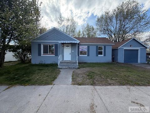 Photo of 1548 Calkins Avenue, IDAHO FALLS, ID 83402 (MLS # 2185859)
