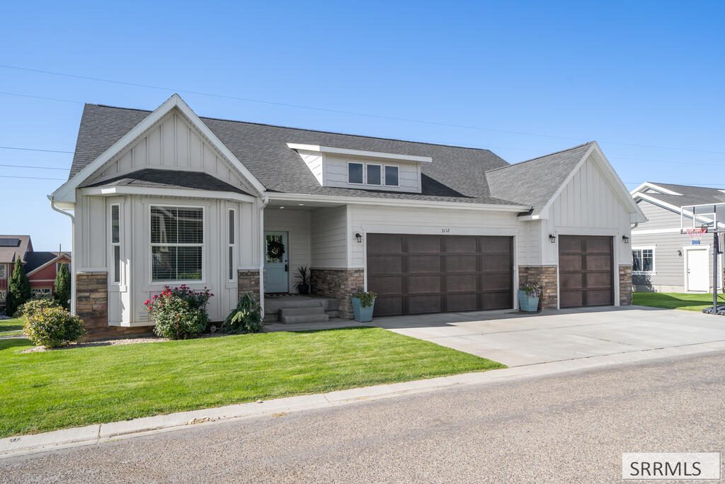 3112 Chartwell Gardens