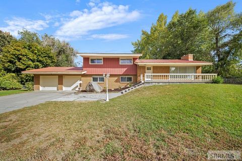 Photo of 1445 Scorpius Drive, IDAHO FALLS, ID 83402 (MLS # 2180164)