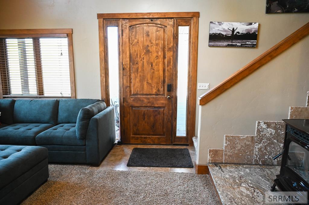 4010 Big View Drive, MOORE, Idaho image 3