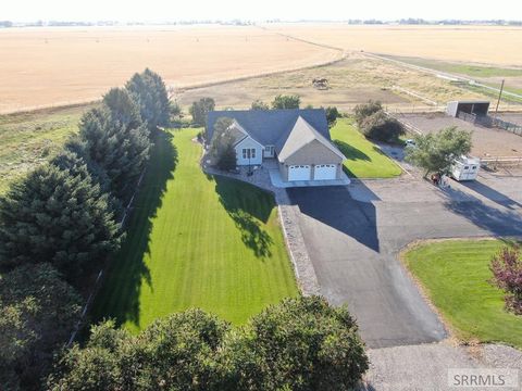 1044 1000 E SHELLEY ID 83274