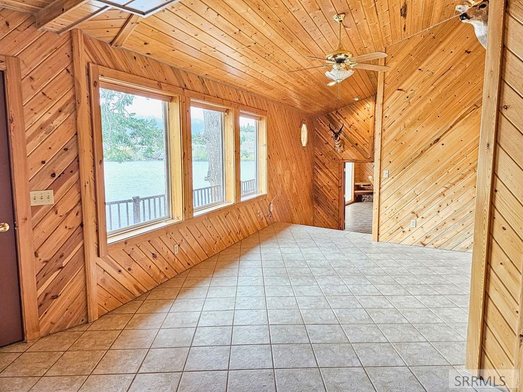 53 S Shoreline Drive, SALMON, Idaho image 18