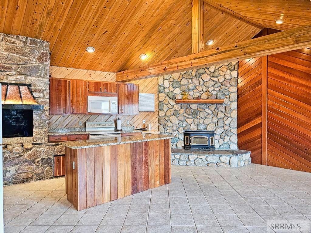 53 S Shoreline Drive, SALMON, Idaho image 6